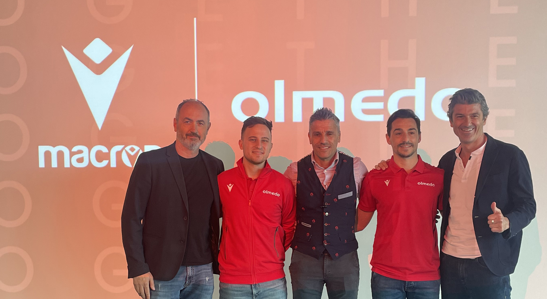 Indossare Olmedo: la nuova linea d’abbigliamento aziendale targata Macron per rafforzare un’identità di valore